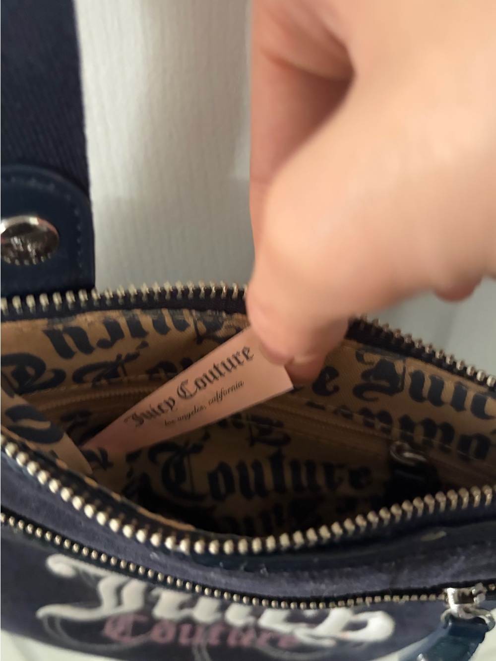Juicy Couture Black Crossbody Bag 💋👑 - Picture 4 of 4
